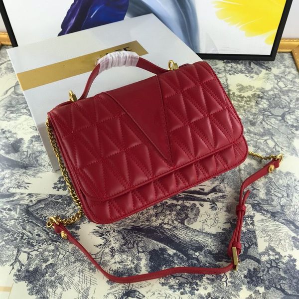 wholesale women's single shoulder designer clutch bag leather with change purse coins small gifts pack purses ladies handbags
wholesale women's single shoulder designer clutch bag leather with change purse coins small gifts pack purses ladies handbags