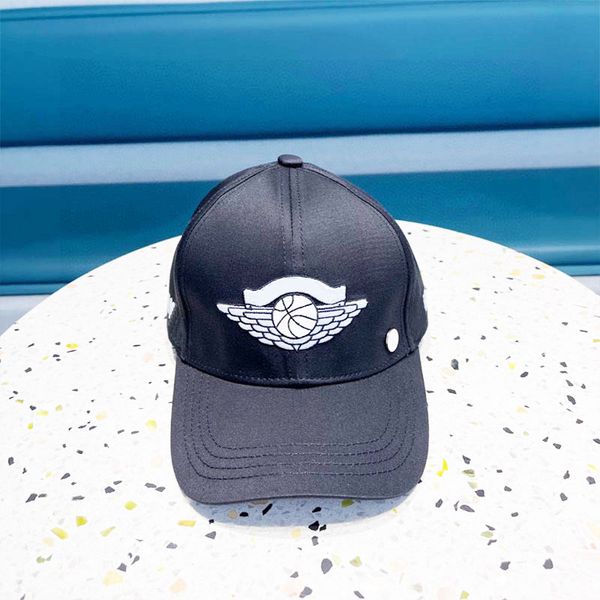 2022s new summer sun visor cap classic letter embroidery characteristic mens baseball cap with box dust bag fashion ladies hat, Blue;gray
2022s new summer sun visor cap classic letter embroidery characteristic mens baseball cap with box dust bag fashion ladies hat, Blue;gray