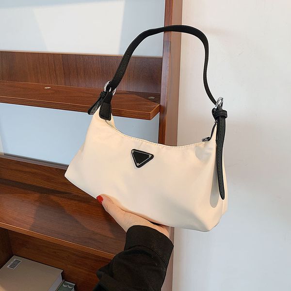 factory direct sale 75% off kendou's armpit club 2021 new fashionable locomotive shoulder hobo crescent cross bags
factory direct sale 75% off kendou's armpit club 2021 new fashionable locomotive shoulder hobo crescent cross bags