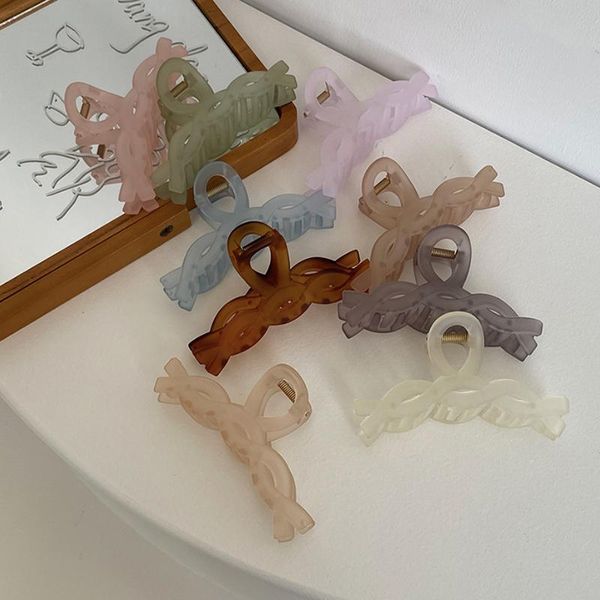 french trend fashion individuality morandi color matte texture twist spiral grab hair accessories female jewelry clips & barrettes, Golden;silver
french trend fashion individuality morandi color matte texture twist spiral grab hair accessories female jewelry clips & barrettes, Golden;silver