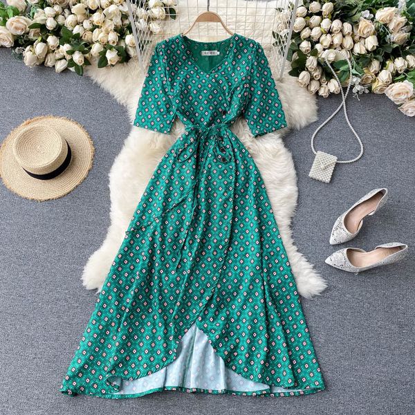 two piece dress bohemian plaid print maxi vintage style v-neck short sleeve single breasted criss-cross sashes casual summer beach, White
two piece dress bohemian plaid print maxi vintage style v-neck short sleeve single breasted criss-cross sashes casual summer beach, White
