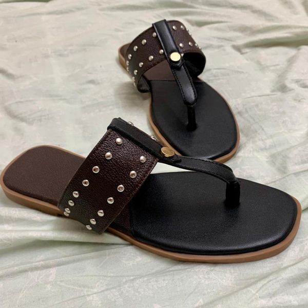 slippers selling 2021 summer luxury design ladies fashion sunny flip flops women sandy beach casual sandals high quality, Black
slippers selling 2021 summer luxury design ladies fashion sunny flip flops women sandy beach casual sandals high quality, Black