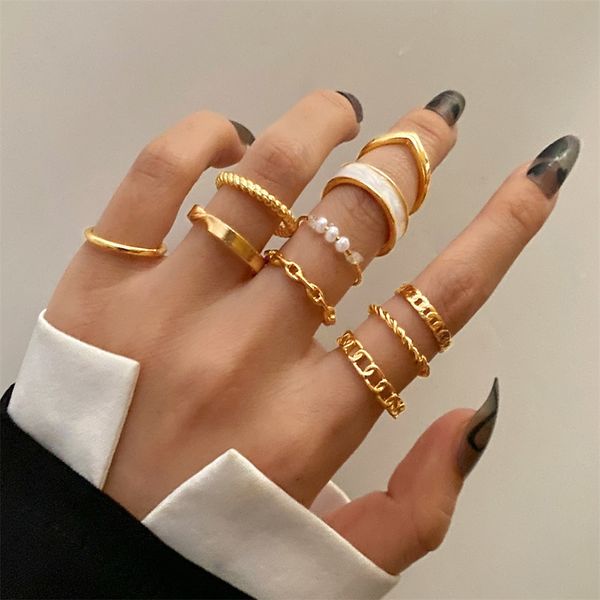 vintage metal geometric joint ring set for women's punk gold chain twisted circle pearl finger ring minimalist jewelry gift, Golden;silver
vintage metal geometric joint ring set for women's punk gold chain twisted circle pearl finger ring minimalist jewelry gift, Golden;silver