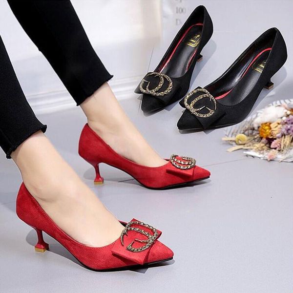 dress shoes shallow mouth high heel women work pointed cat square buckle single black professional ol
dress shoes shallow mouth high heel women work pointed cat square buckle single black professional ol