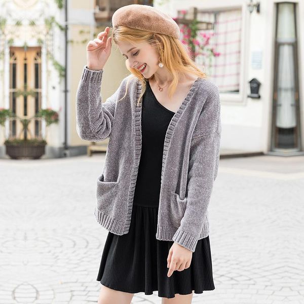 women's sweaters knitted cardigan gray v neck korean sweater jumper pocket design casual jacket women loose autumn winter 2021, White;black
women's sweaters knitted cardigan gray v neck korean sweater jumper pocket design casual jacket women loose autumn winter 2021, White;black