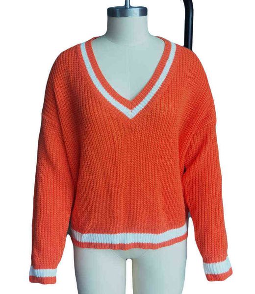 2021 winter casual v-neck color blocking pullover long sleeve sweater female, White;black
2021 winter casual v-neck color blocking pullover long sleeve sweater female, White;black