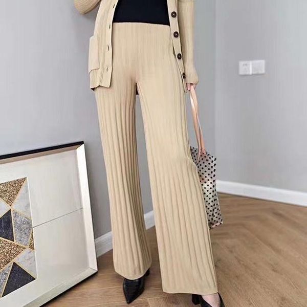 women's pants & capris rayon blended solid color women casual wild lady wide-leg knitted, Black;white
women's pants & capris rayon blended solid color women casual wild lady wide-leg knitted, Black;white