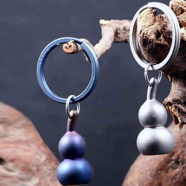real titanium chain chinese gourd pendant colorful luxurious durable super light car key chain for creative gifts men, Silver
real titanium chain chinese gourd pendant colorful luxurious durable super light car key chain for creative gifts men, Silver