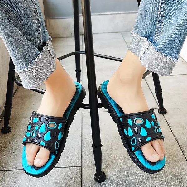 2021 designer summer outdoor shoes sandals for men black blue yellow beach l indoor fashion mens slides slippers size 40-45 18
2021 designer summer outdoor shoes sandals for men black blue yellow beach l indoor fashion mens slides slippers size 40-45 18