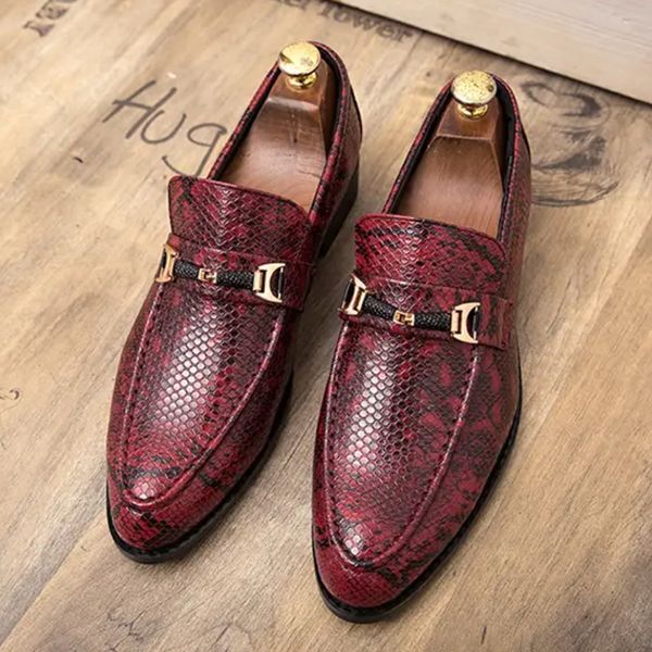 lefu men shoes pu leather embossed pattern flat bottomed round head horse rank buckle decoration business formal fashion dh746, Black
lefu men shoes pu leather embossed pattern flat bottomed round head horse rank buckle decoration business formal fashion dh746, Black