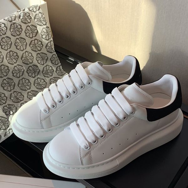 fall winter color matching small white shoes lovers oversized sneakers platform round toe casual lace up shoe, Black
fall winter color matching small white shoes lovers oversized sneakers platform round toe casual lace up shoe, Black