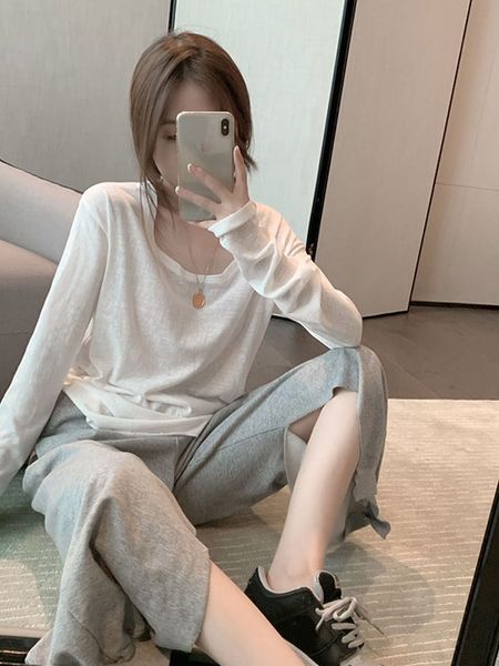 white bottoming shirt for women new loose long sleeve spring and summer inner all-match round neck pullover thin t-shirt
white bottoming shirt for women new loose long sleeve spring and summer inner all-match round neck pullover thin t-shirt