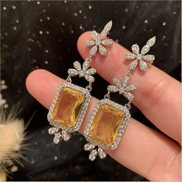 Dangle & Chandelier Candy-colored Square Earrings, Sweet Flowers, Super Flash, Transparent Petals, Exaggerated And Elegant S925 Silver Needl
Dangle & Chandelier Candy-colored Square Earrings, Sweet Flowers, Super Flash, Transparent Petals, Exaggerated And Elegant S925 Silver Needl
