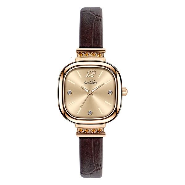 watch lushika kwai live, new, simple, fashionable, temperament, square belt lady watch., Slivery;brown
watch lushika kwai live, new, simple, fashionable, temperament, square belt lady watch., Slivery;brown