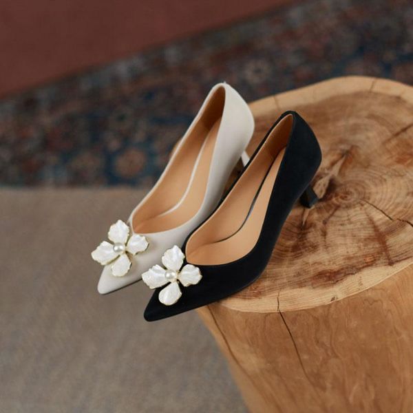 dress shoes 2021 autumn french flower temperament high heels stiletto pure color all-match women's shallow mouth, Black
dress shoes 2021 autumn french flower temperament high heels stiletto pure color all-match women's shallow mouth, Black
