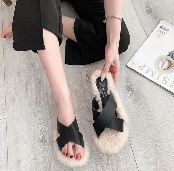 slippers hong kong-style furry female net red fashion 2021 autumn wild flat-bottom drag word with the same paragraph, Black
slippers hong kong-style furry female net red fashion 2021 autumn wild flat-bottom drag word with the same paragraph, Black