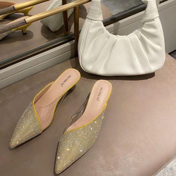 spring 2021 fashion crystal pointed toe women shoes transparent soft glue drill v-heeled mid-heeled slippers ladies sandals, Black
spring 2021 fashion crystal pointed toe women shoes transparent soft glue drill v-heeled mid-heeled slippers ladies sandals, Black