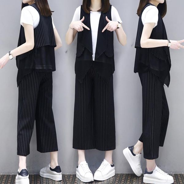 women's tracksuits 2021 spring and summer large size vest wide leg pants foreign gas two-piece, Gray
women's tracksuits 2021 spring and summer large size vest wide leg pants foreign gas two-piece, Gray