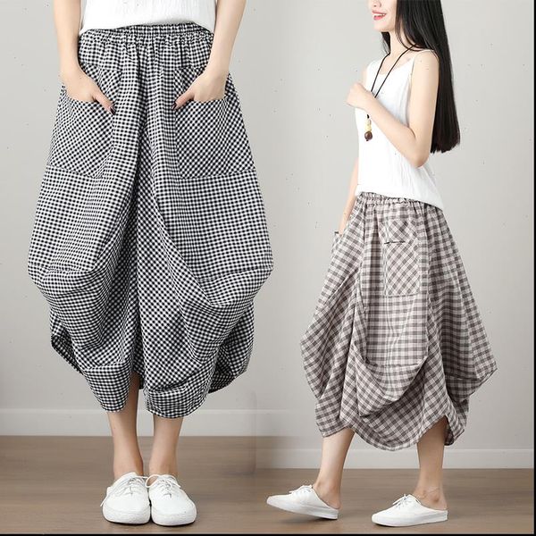 women capris plus size wide leg pants cotton linen summer female big casual elastic waist loose plaid pantalones, Black;white
women capris plus size wide leg pants cotton linen summer female big casual elastic waist loose plaid pantalones, Black;white