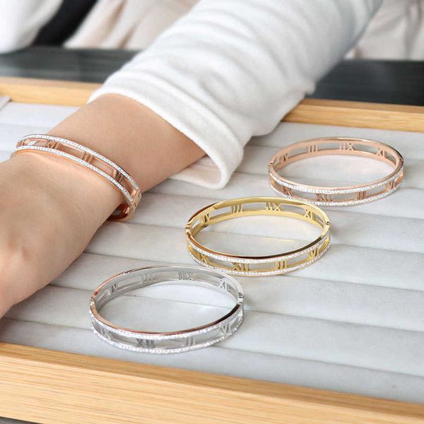 roman digital bracelet gold plated titanium steel stainless steel bracelet with diamond rose gold bracelet bracelets bangles jewelry q0716, Black
roman digital bracelet gold plated titanium steel stainless steel bracelet with diamond rose gold bracelet bracelets bangles jewelry q0716, Black