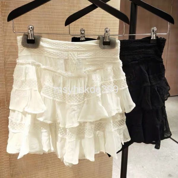 two piece dress one after another, we have issued a small number of ir0 designs. in spring and summer , embroidery, layered versatile, White
two piece dress one after another, we have issued a small number of ir0 designs. in spring and summer , embroidery, layered versatile, White