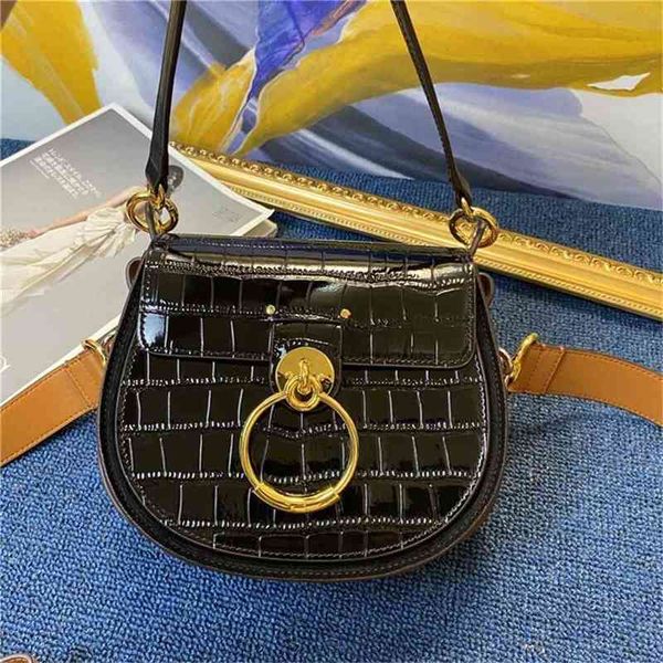 women luxurys designers bags 2021 leather crocodile cross saddle fashion one ring buckle flip por designer handbag handbags totes crossbody
women luxurys designers bags 2021 leather crocodile cross saddle fashion one ring buckle flip por designer handbag handbags totes crossbody