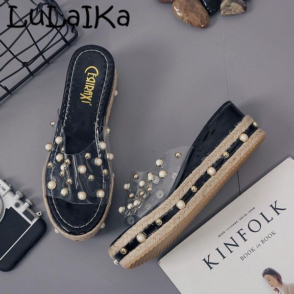 slippers 2021 summer fashion thick bottom wedge korean version of the word flip sandals ladies transparent wear sand drag, Black
slippers 2021 summer fashion thick bottom wedge korean version of the word flip sandals ladies transparent wear sand drag, Black