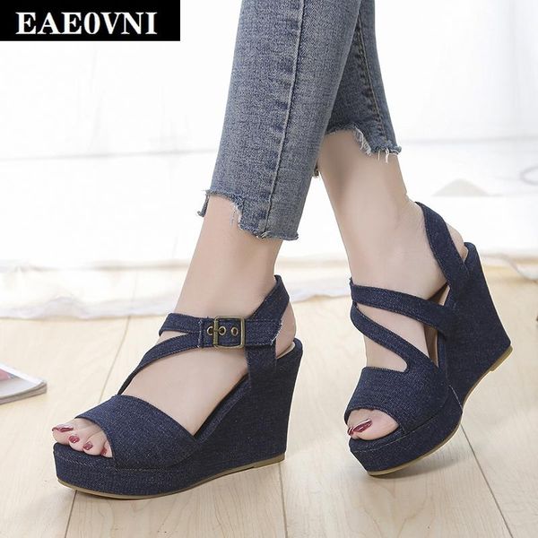 sandals fashion style canvas sandal with large wedge heel women summer roman bare foot open toe, Black
sandals fashion style canvas sandal with large wedge heel women summer roman bare foot open toe, Black