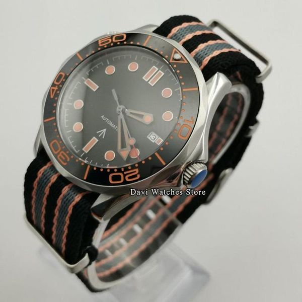 wristwatches 41mm sterile watch silver case ceramic bezel black dial date luminous sapphire glass men's automatic, Slivery;brown
wristwatches 41mm sterile watch silver case ceramic bezel black dial date luminous sapphire glass men's automatic, Slivery;brown