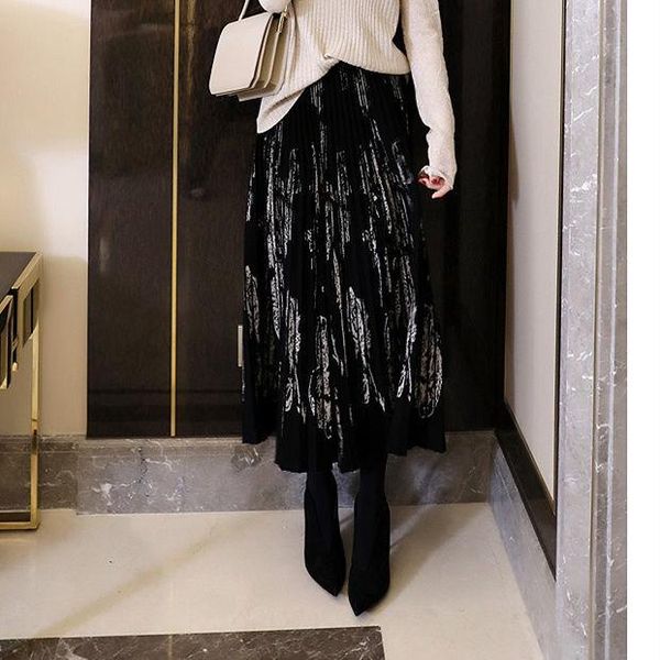 skirts women 2021 spring summer midi long knit pleated skirt female thick warm a line ladies chic sweater femme f378, Black
skirts women 2021 spring summer midi long knit pleated skirt female thick warm a line ladies chic sweater femme f378, Black