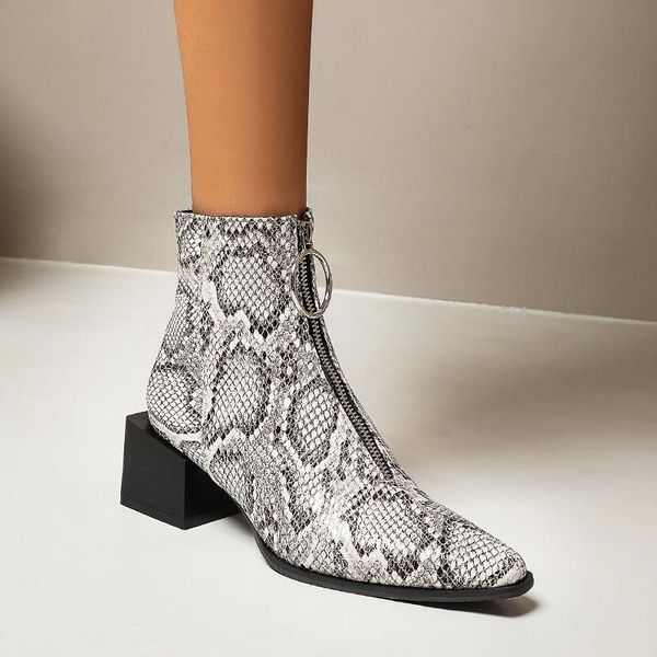 boots women ankle plus size 22-28cm length autumn and winter plush embossed serpentine stone pattern shoes for 4 colors, Black
boots women ankle plus size 22-28cm length autumn and winter plush embossed serpentine stone pattern shoes for 4 colors, Black