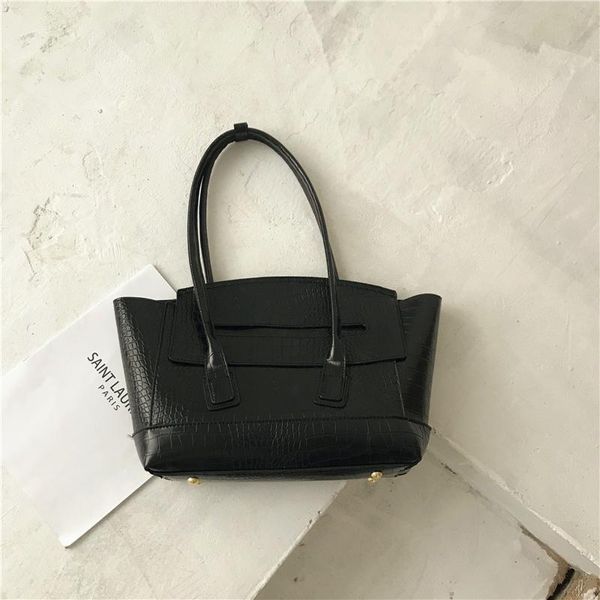 evening bags baguette bag handle handbags luxury designer torba damska shopper sac a bandoullere femme bolsos mujer de marca famosa 2021
evening bags baguette bag handle handbags luxury designer torba damska shopper sac a bandoullere femme bolsos mujer de marca famosa 2021