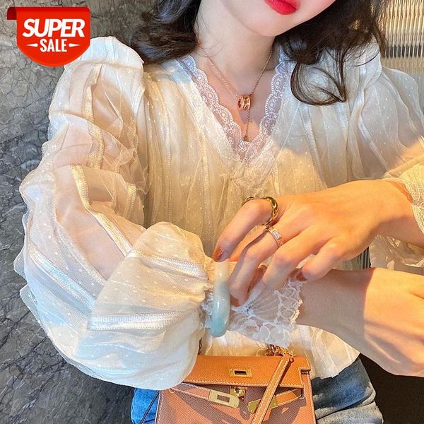 white long-sleeved chiffon shirt female design sense of the year lace short blouse women #az4j
white long-sleeved chiffon shirt female design sense of the year lace short blouse women #az4j