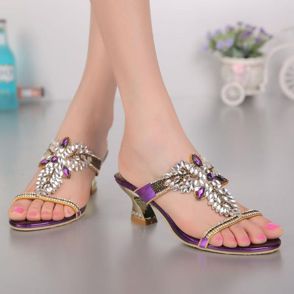 manufacturers wholesale summer fashion sandals, han edition flowers set auger thick with manual diamond big yards in th sandals, Black
manufacturers wholesale summer fashion sandals, han edition flowers set auger thick with manual diamond big yards in th sandals, Black