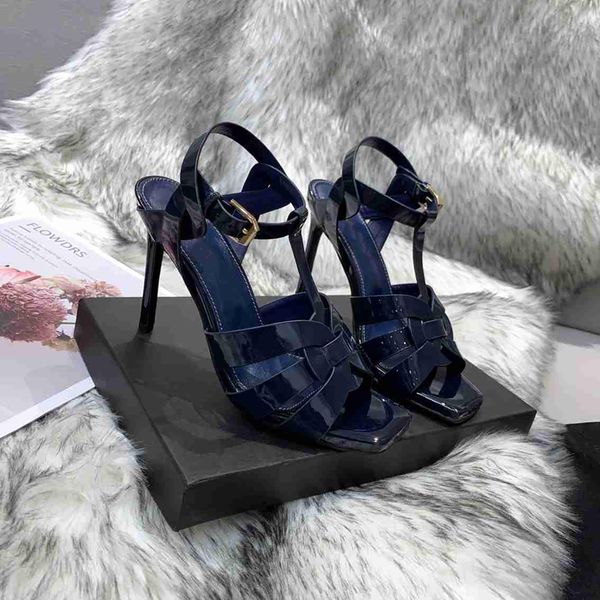2021 classics women shoes sandals cowhide crocodile pattern film skin drill patent leather 10cm heels fashion dress shoe lady high heel slid, Black
2021 classics women shoes sandals cowhide crocodile pattern film skin drill patent leather 10cm heels fashion dress shoe lady high heel slid, Black