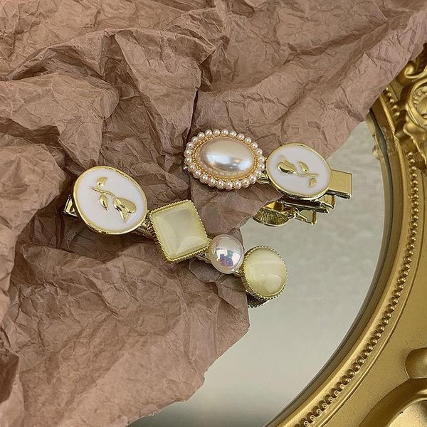 hair clips & barrettes xiaoboacc drop oil rose flower pearl clip for women 2021 korean fashion vintage golden girl side hairpin accessories, Golden;silver
hair clips & barrettes xiaoboacc drop oil rose flower pearl clip for women 2021 korean fashion vintage golden girl side hairpin accessories, Golden;silver