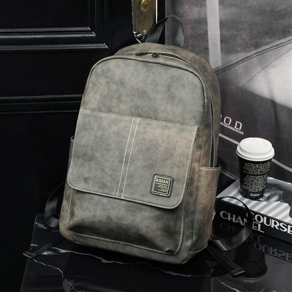 wholesale men leathers shoulder bags retro large capacity leisure travel backpack simple solid color leather business computer bag college f
wholesale men leathers shoulder bags retro large capacity leisure travel backpack simple solid color leather business computer bag college f