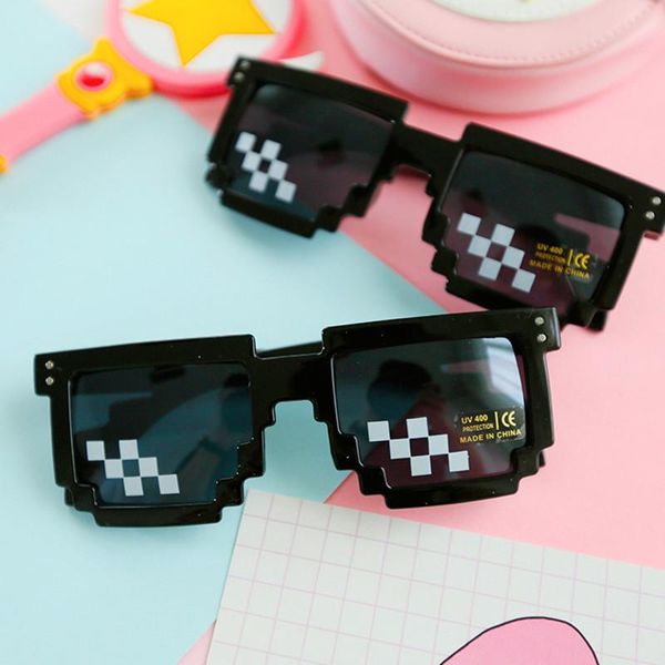 sunglasses 2021 8-bit pixel female men sun glasses male mosaic vintage, White;black 
sunglasses 2021 8-bit pixel female men sun glasses male mosaic vintage, White;black