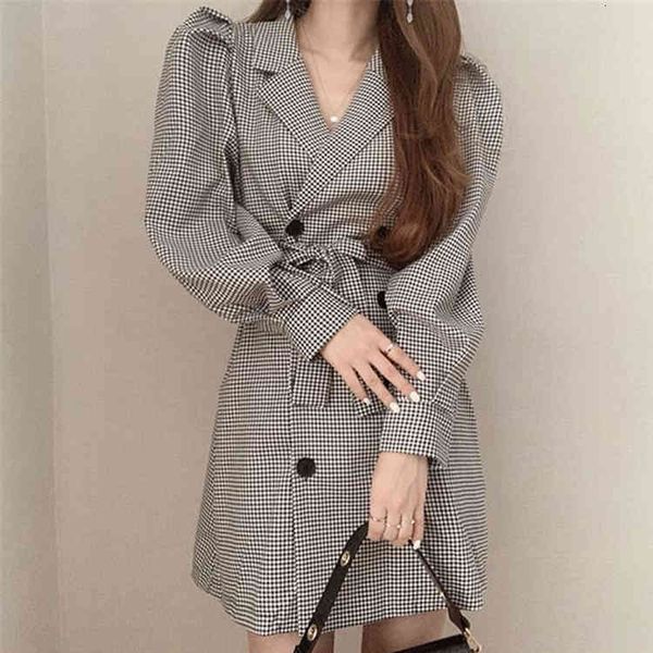 suits lady large dimensions puff lace up chess winter blazers of women plaid jackets, White;black
suits lady large dimensions puff lace up chess winter blazers of women plaid jackets, White;black