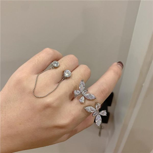 cluster rings romantic butterfly for women open adjust finger ring ladies sweet zircon chain engagement female party, Golden;silver
cluster rings romantic butterfly for women open adjust finger ring ladies sweet zircon chain engagement female party, Golden;silver