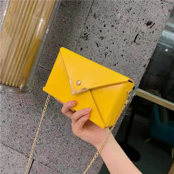 new ladies fashion shoulder bag classic leather handbag trend casual bag comes with packing box
new ladies fashion shoulder bag classic leather handbag trend casual bag comes with packing box