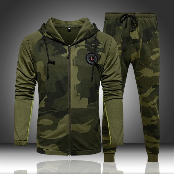 camo men tracksuit hooded outerwear hoodie set 2 pieces autumn sporting male fitness camouflage sweatshirts jacket + pants sets 220310, Gray
camo men tracksuit hooded outerwear hoodie set 2 pieces autumn sporting male fitness camouflage sweatshirts jacket + pants sets 220310, Gray