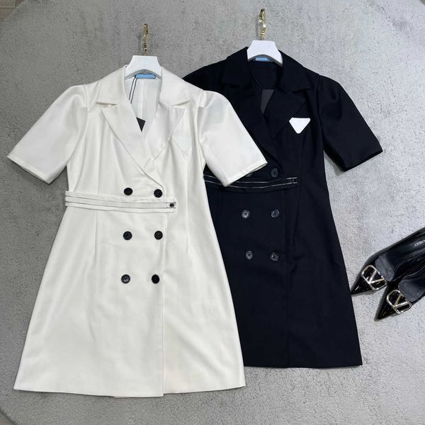 21ss limited temperament dress shirt for women designer new work dresses waist silhouette style tailoring exclusive to the workplace king, White;black
21ss limited temperament dress shirt for women designer new work dresses waist silhouette style tailoring exclusive to the workplace king, White;black