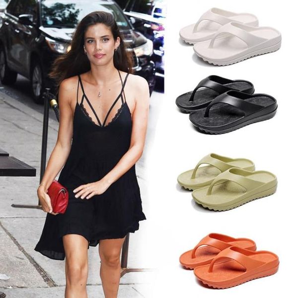 slippers cosmagic soft eva flip flops women light massage house outside solid men platform non-slip shoe, Black
slippers cosmagic soft eva flip flops women light massage house outside solid men platform non-slip shoe, Black