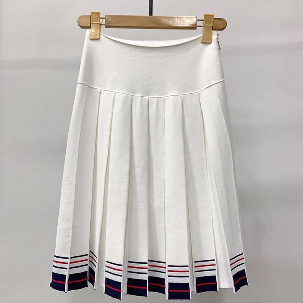 years 21 summer tb family women's dress skirt knitting stripe elastic band swing pleated fashion, Black
years 21 summer tb family women's dress skirt knitting stripe elastic band swing pleated fashion, Black