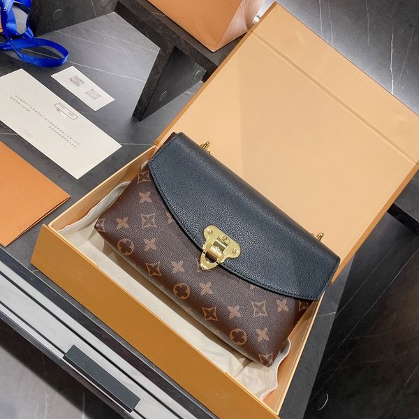 women short wallets luxurys designers bags 2021 card holder handbag gradient wallet for man l bag genuine leather and canvas ladies coin pur, Red;black
women short wallets luxurys designers bags 2021 card holder handbag gradient wallet for man l bag genuine leather and canvas ladies coin pur, Red;black