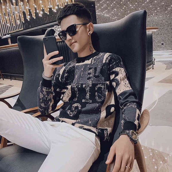 tee 2021 autumn and winter new trend handsome men's letter printing round neck simple long-sleeved sweater, White;black
tee 2021 autumn and winter new trend handsome men's letter printing round neck simple long-sleeved sweater, White;black