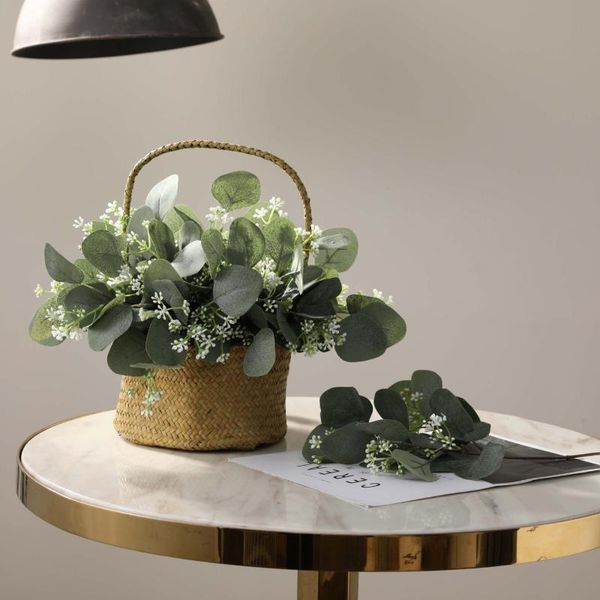 1pc artificial oval euca lyptus leaves branches for wedding holiday decoration home deco flower arrangement fake decorative flowers & wreath
1pc artificial oval euca lyptus leaves branches for wedding holiday decoration home deco flower arrangement fake decorative flowers & wreath