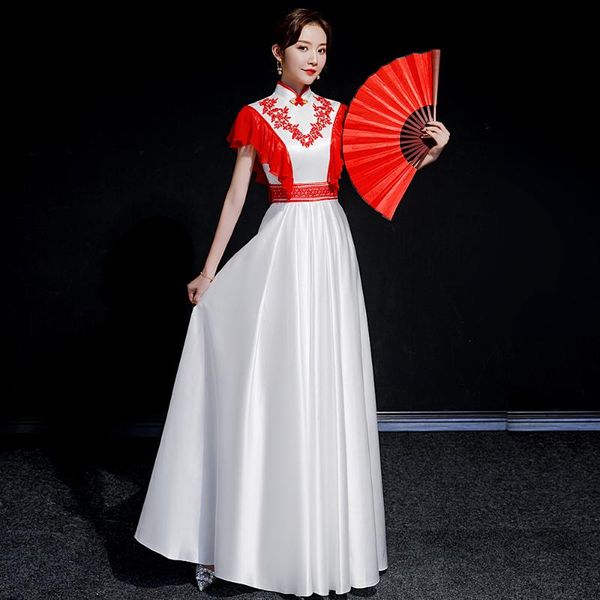ethnic clothing flower embroidery pleated qipao butterfly sleeve cheongsam mandarin collar red-white patchwork bride wedding dress gown vest
ethnic clothing flower embroidery pleated qipao butterfly sleeve cheongsam mandarin collar red-white patchwork bride wedding dress gown vest