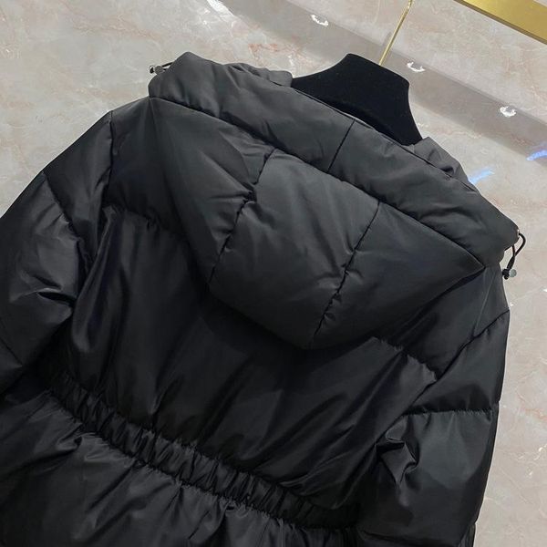 women's jackets high-end brand black down for women 3d cut stand collar zipper bag decoration lady winter 2021, Black;brown
women's jackets high-end brand black down for women 3d cut stand collar zipper bag decoration lady winter 2021, Black;brown
